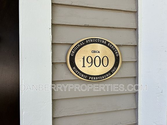 4th image of 711 Findlay St #1