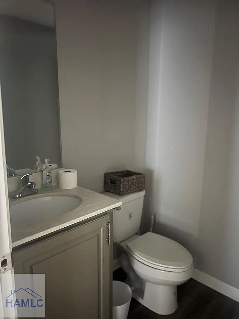 2 bed, 1.5 bath, 964 sqft, $1,150 — Photo 4