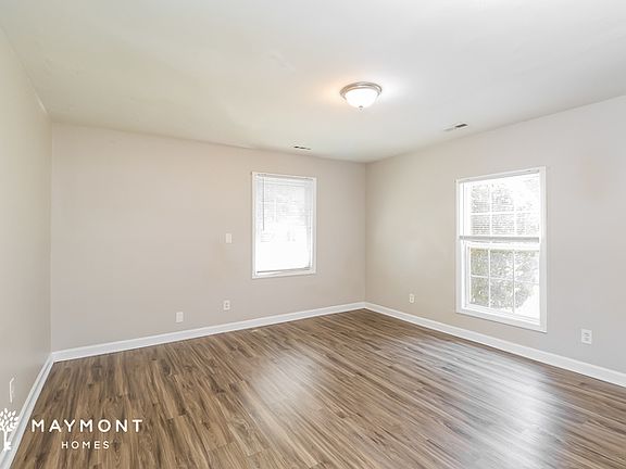 3rd image of 800 Milan Rd E