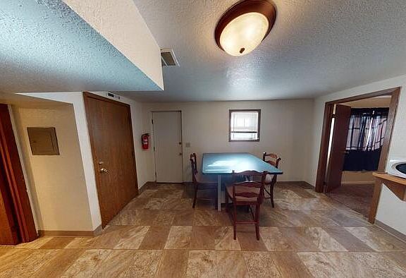 3rd image of 1510 E Thayer Ave #3