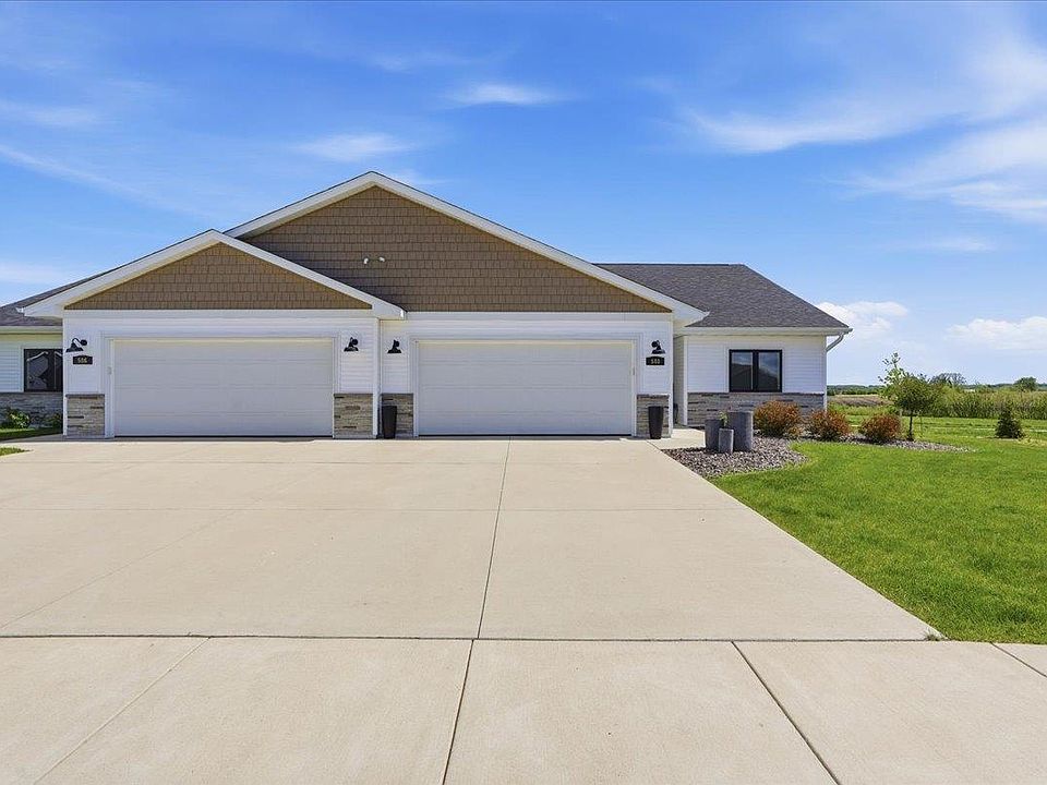 1st image of 588 Stonewood Ct