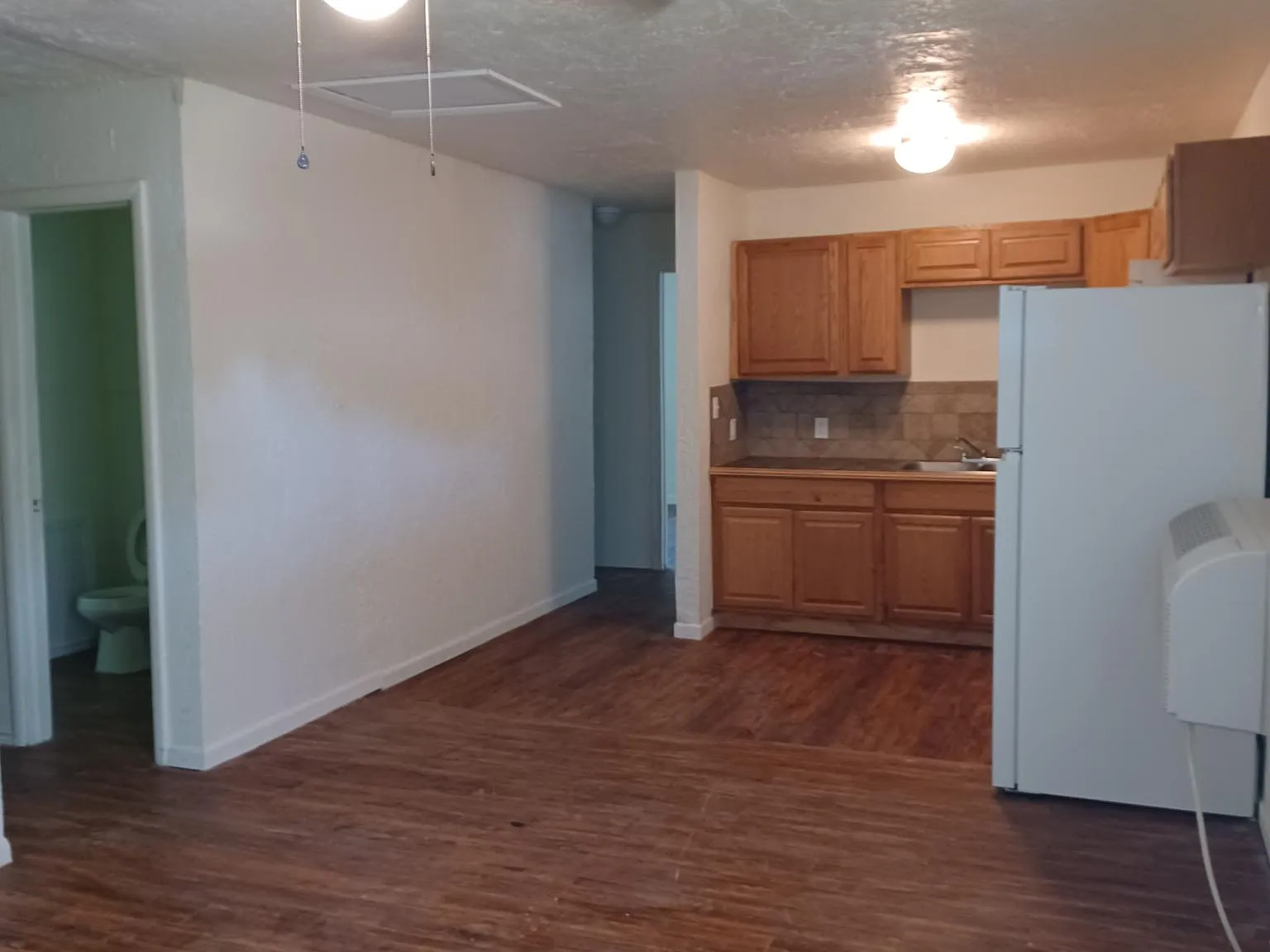 1410 NW Taylor Ave — Photo 3