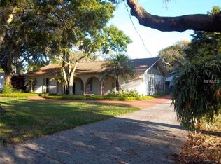 915 Sparrow Ave, Palm Harbor, FL 34683