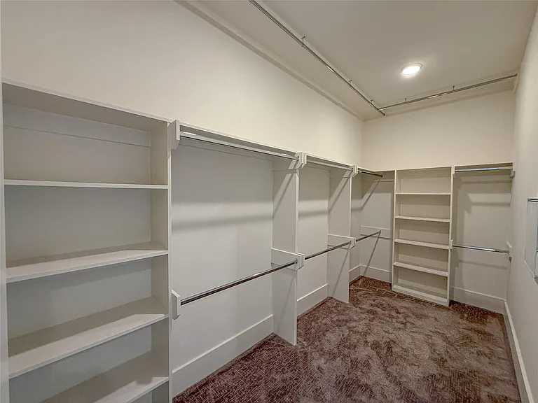 879 Rachel St #F — Photo 16