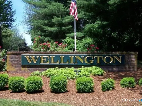 104 Wellington Dr Unit 104, Farmington, CT 06032