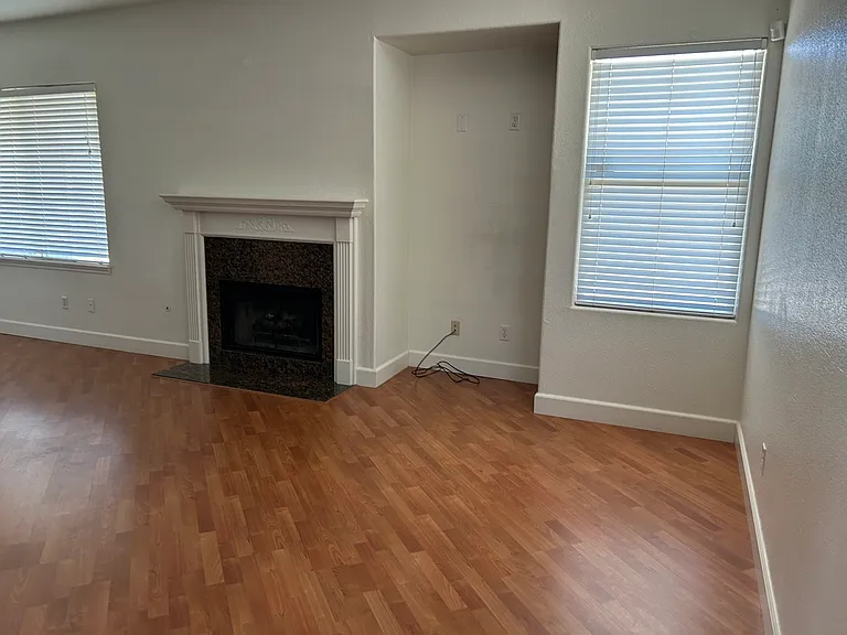 795 Northstar Dr — Photo 9