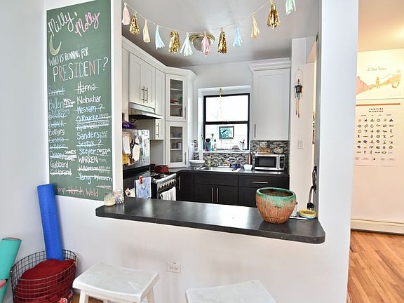 2nd image of 707 Saint Nicholas Ave #3FF