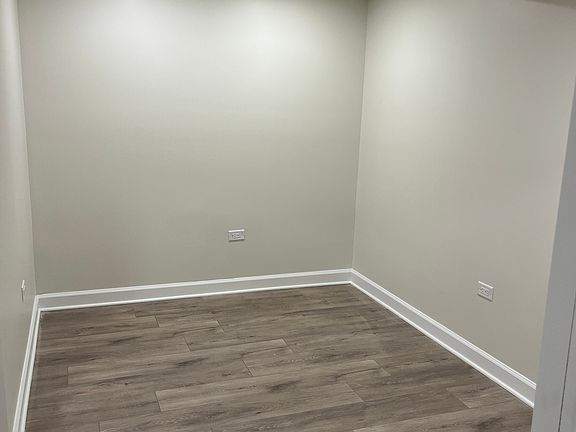 4th image of 5150 Carol St #1G