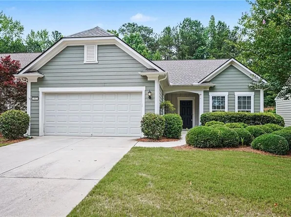 102 Crape Myrtle Dr, Griffin, GA 30223