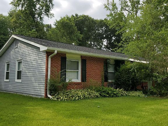 3rd image of 1023 Stone Ave