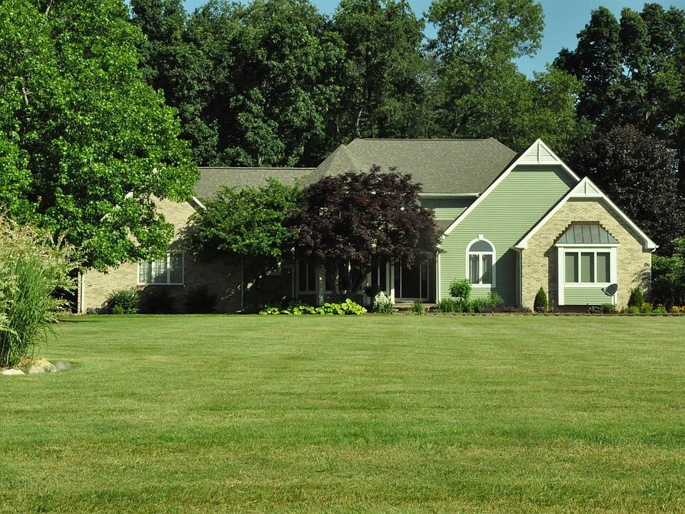 1st image of 312 Winchester Dr