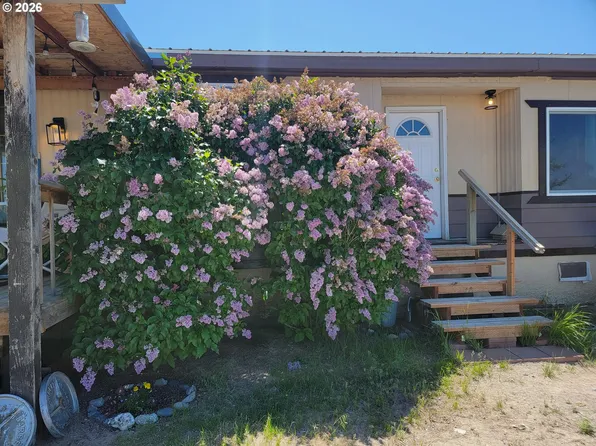 88160 Fairview Ln, Christmas Valley, OR 97641