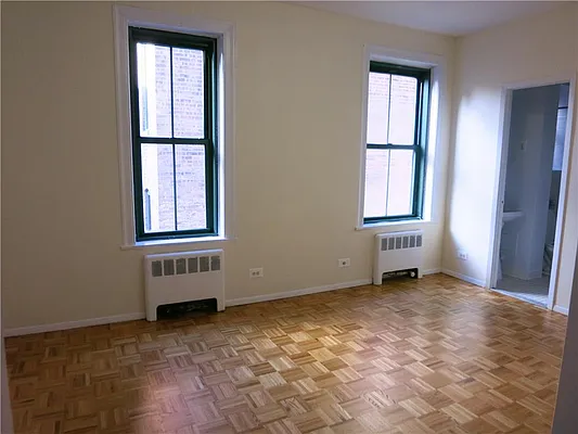 Rented by City & Suburban | media 32