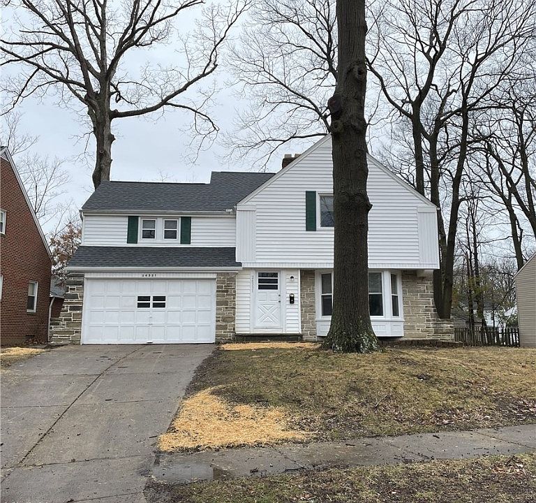 1st image of 24331 Glenbrook Blvd
