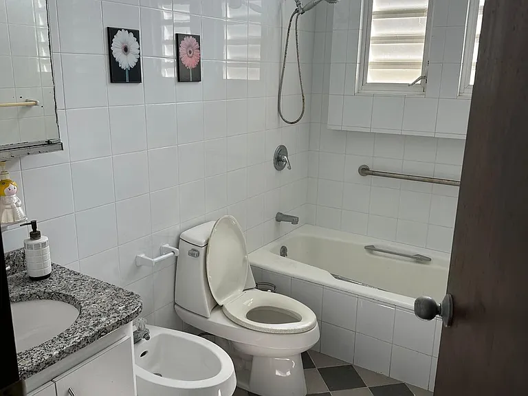 0 Bo Terranova — Photo 3