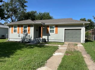 427 NE 38th St, Grand Prairie, TX 75050