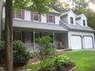 106 Lakewood Dr, Pequea, PA 17565