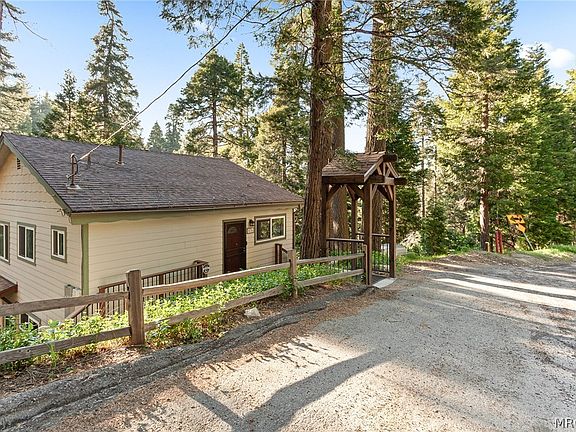 4th image of 576 Kuffel Canyon Rd