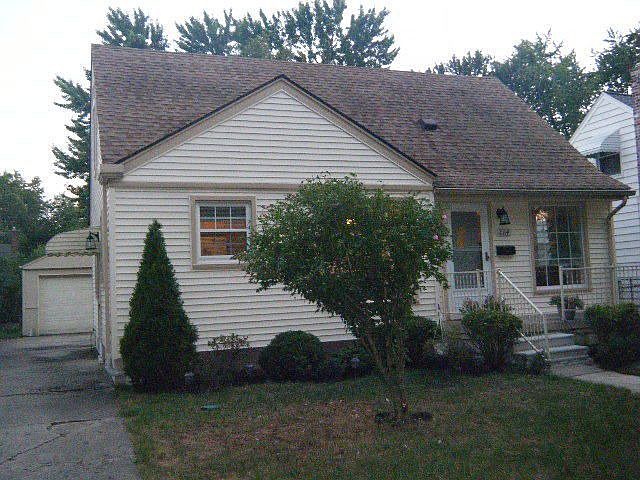 1st image of 2114 Harwood Ave