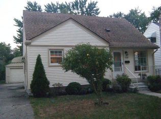 2114 Harwood Ave, Royal Oak, MI 48067