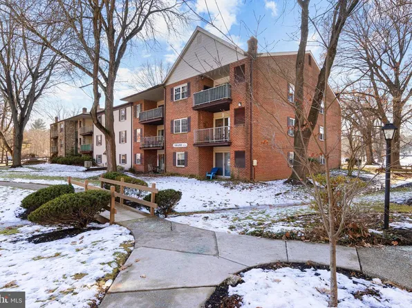 176 Drummers Ln #176, Wayne, PA 19087