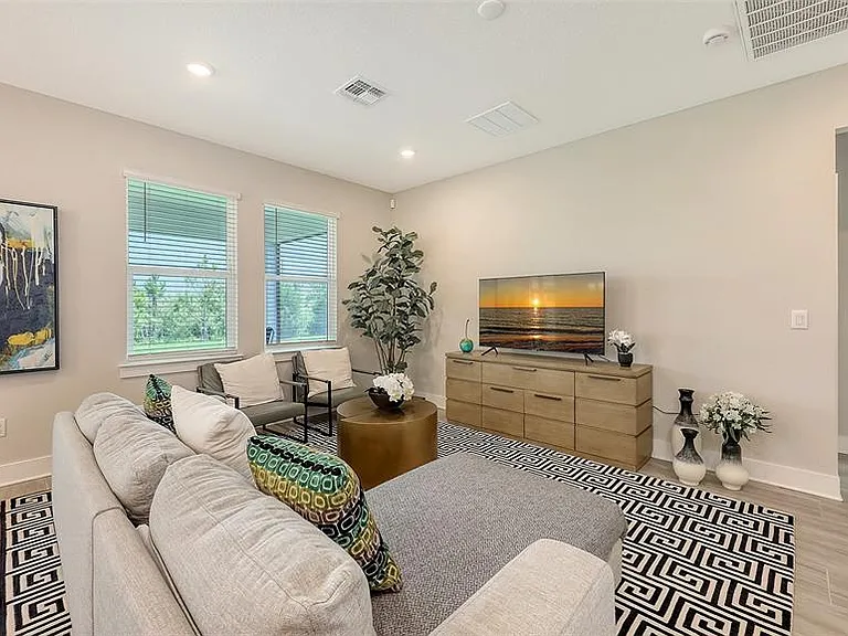 491 Daylily Blvd — Photo 7