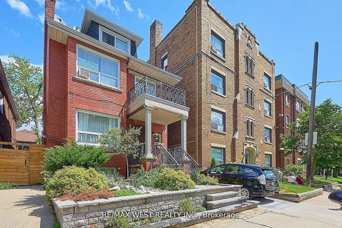 Building Photo - 237 Vaughan Rd #BASEMENT