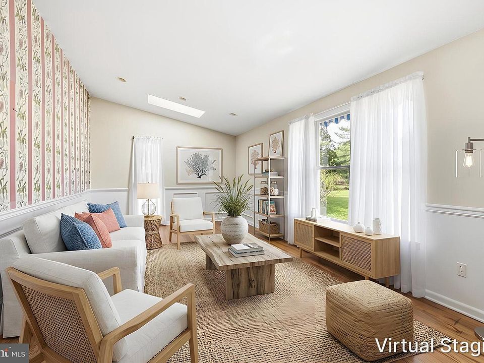 1st image of 24561 Deepwater Point Dr
