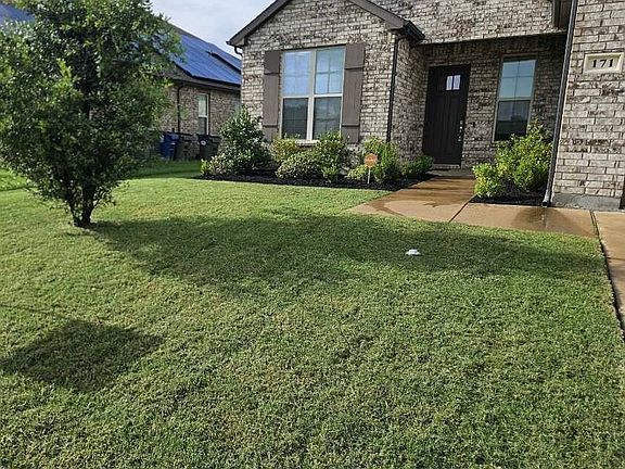 2nd image of 171 Cyprus Grove Dr