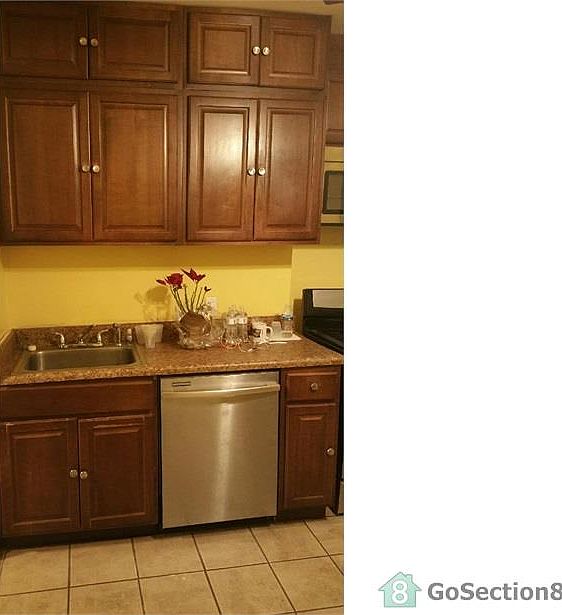 2nd image of 2634 Beryl Ave