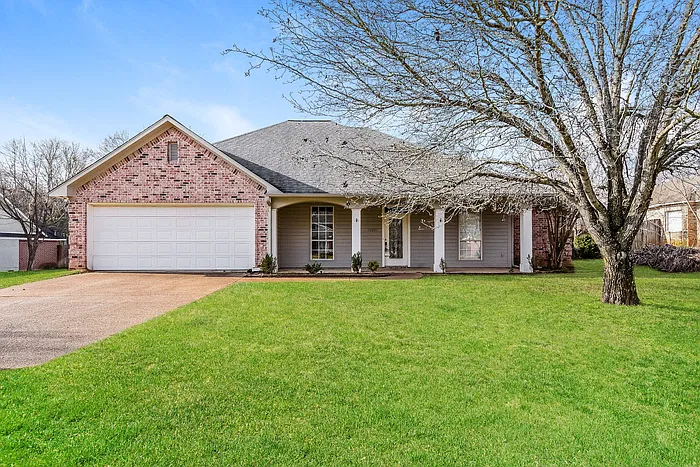 14097 Susie Cir