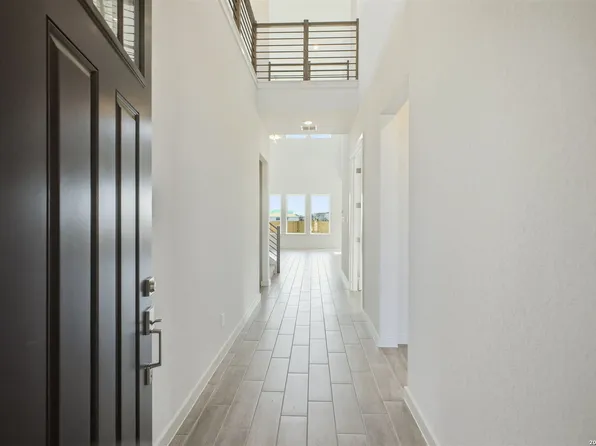 10256 Bartenheim Drive, Schertz, TX 78154