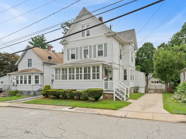 74 Blydenburg Avenue, New London, CT 06320