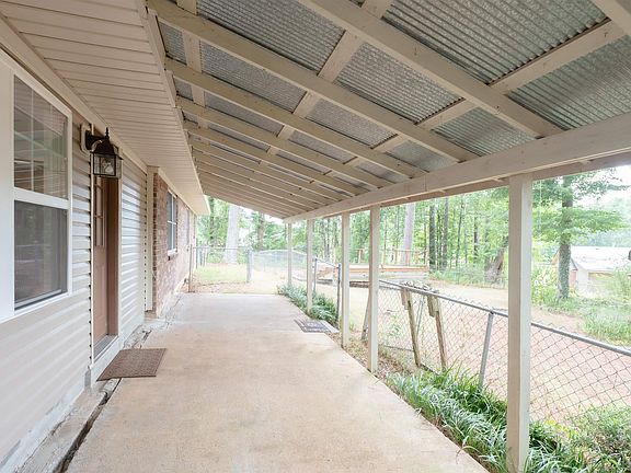 5th image of 630 Elm Ct