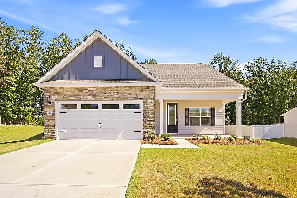 3 bed, 2.5 bath, 1742 sqft, $1,965 — Photo 1