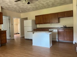 910 Mendon Rd FLOOR 2, Cumberland, RI 02864