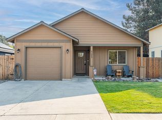 21223 Thornhill Ln, Bend, OR 97701