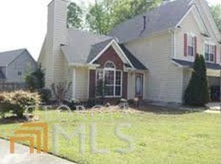 3045 Camelot Woods Dr, Lawrenceville, GA