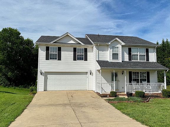 3rd image of 173 Jaybird Ct