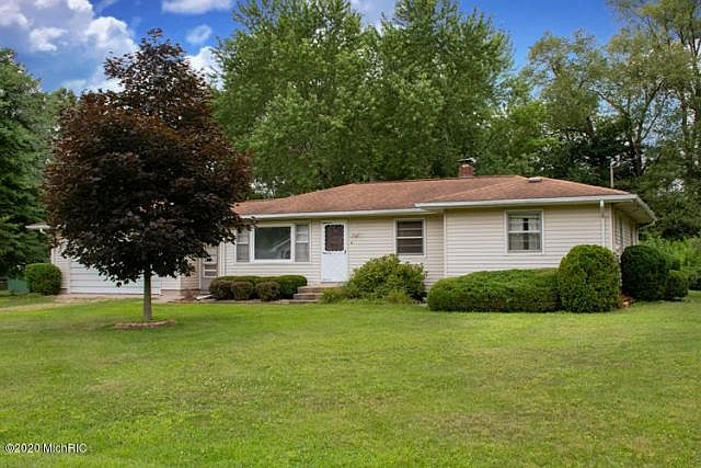 1st image of 68174 Elsie Ln