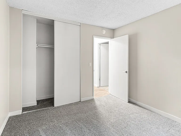 Cascade Vista — Photo 18