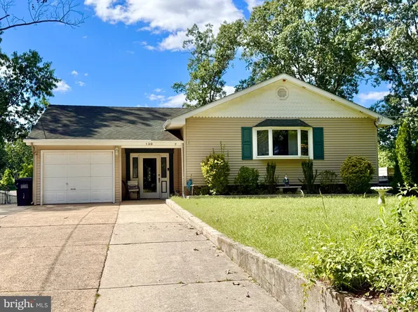 130 Fernwood Dr, Hammonton, NJ 08037