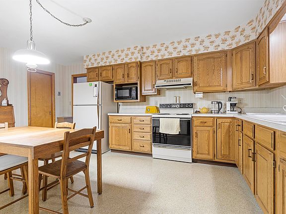 2nd image of 4627/4629 Newburg Rd