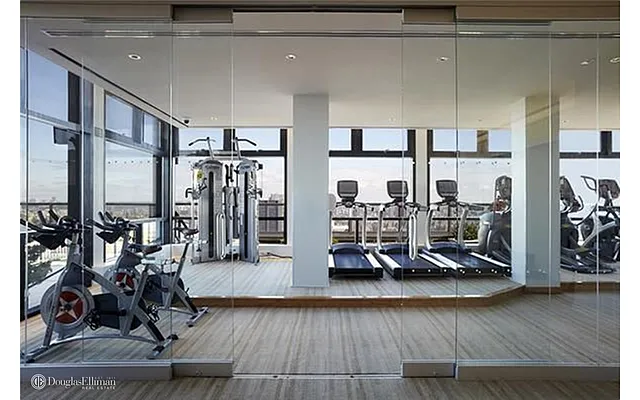 Rented by Douglas Elliman | media 15