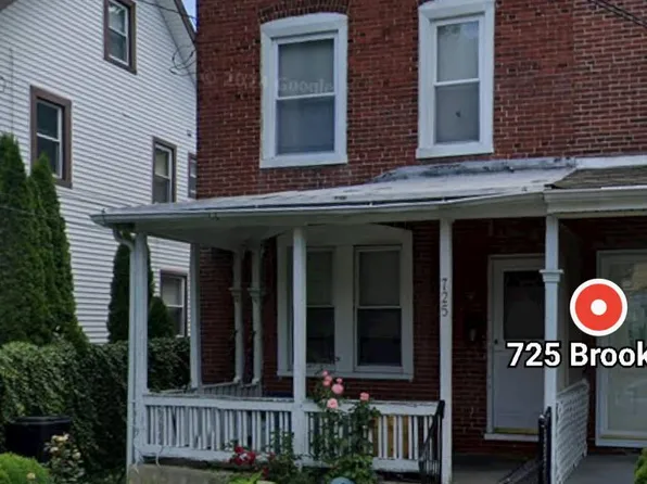 725 Brook St, Bryn Mawr, PA 19010