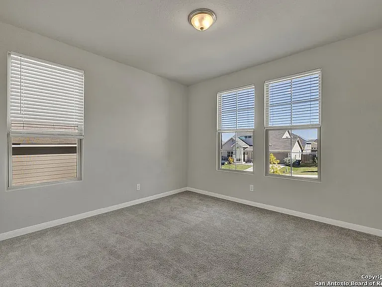 Black Cloud Dr — Photo 20