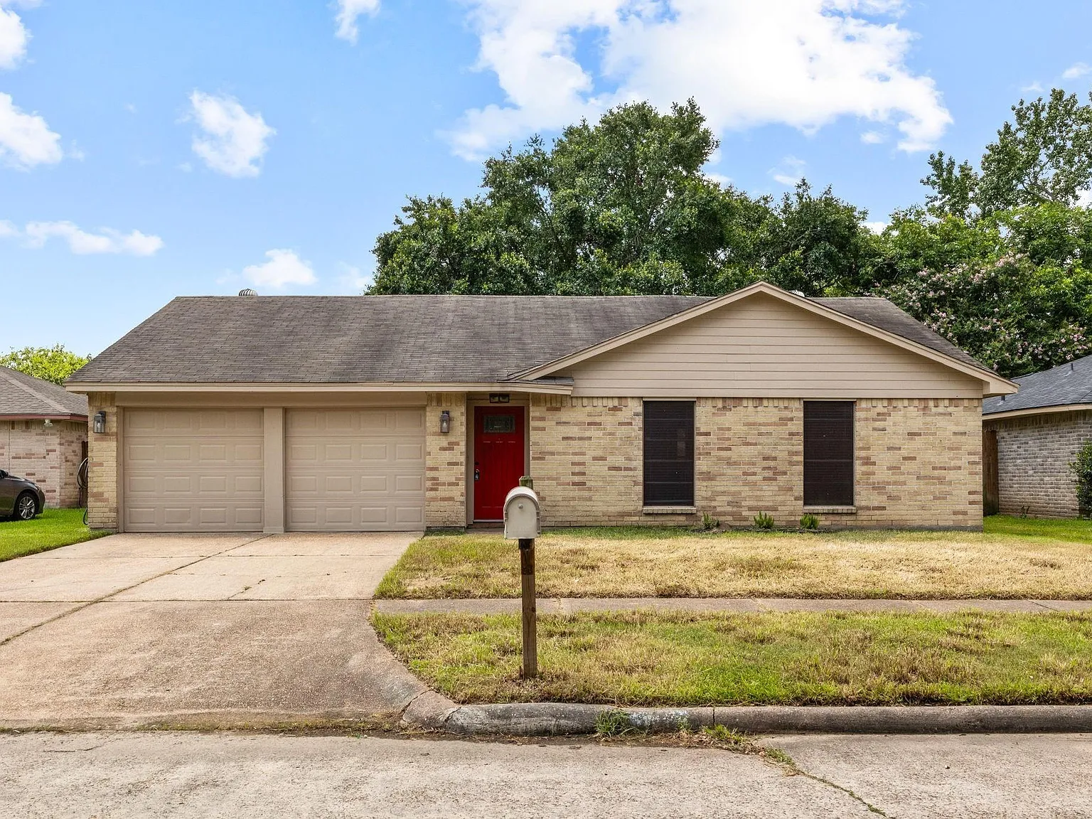 3 bed, 2.0 bath, 1226 sqft, $1,750 — Photo 1