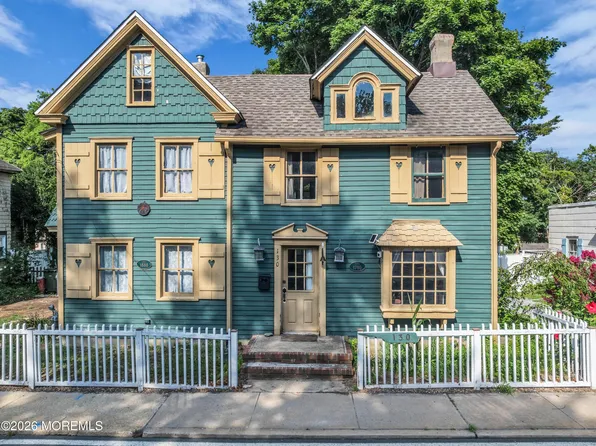 130 S Green Street, Tuckerton, NJ 08087