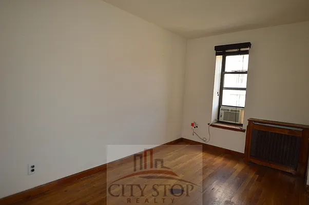 Rented by City Stop Realty | media 16