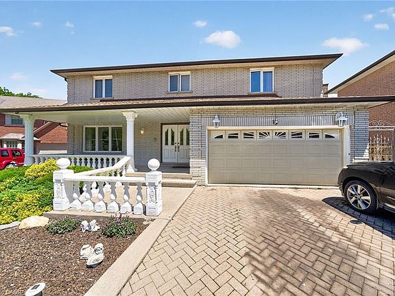 4th image of 10 Skye Ct